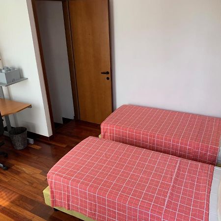 Near Como, Charming Apartment With Fireplace Grandate Bagian luar foto